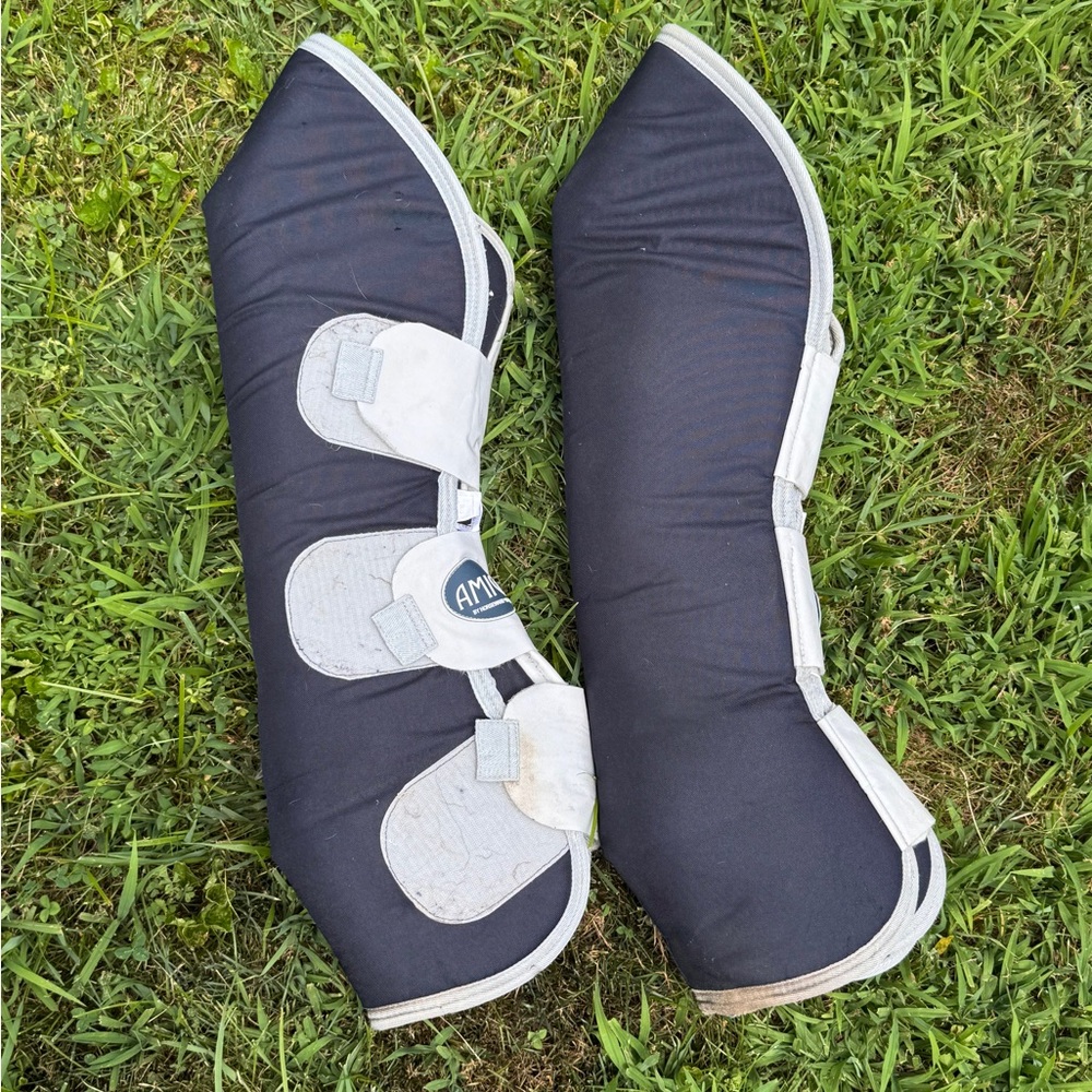 Amigo set of 4 travel/trailer Velcro shipping boots COB size